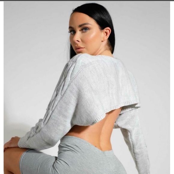 Cropped Sweater - Picture 3 of 3